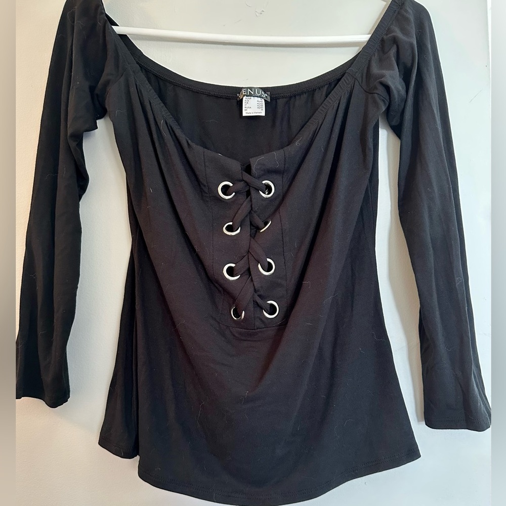 Venus Black Crop Top